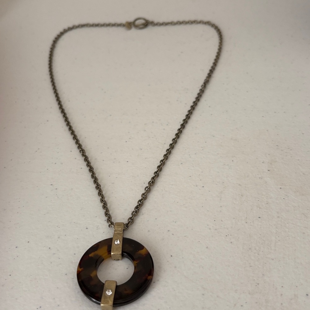 Danielle Stevens Tortoiseshell Circle Pendant Nec… - image 2